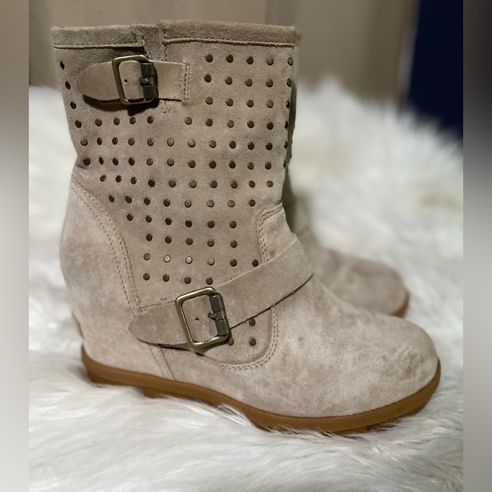 GUC Sorel Joan of Arctic Wedge II Studded Boots - US Size 8 - Picture 6 of 15